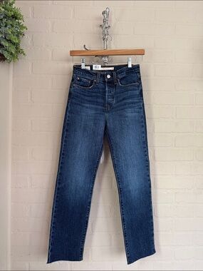 Levi’s Wedgie Straight Raw Hem Button Fly Jeans Size 25 x 28 NEW button fly